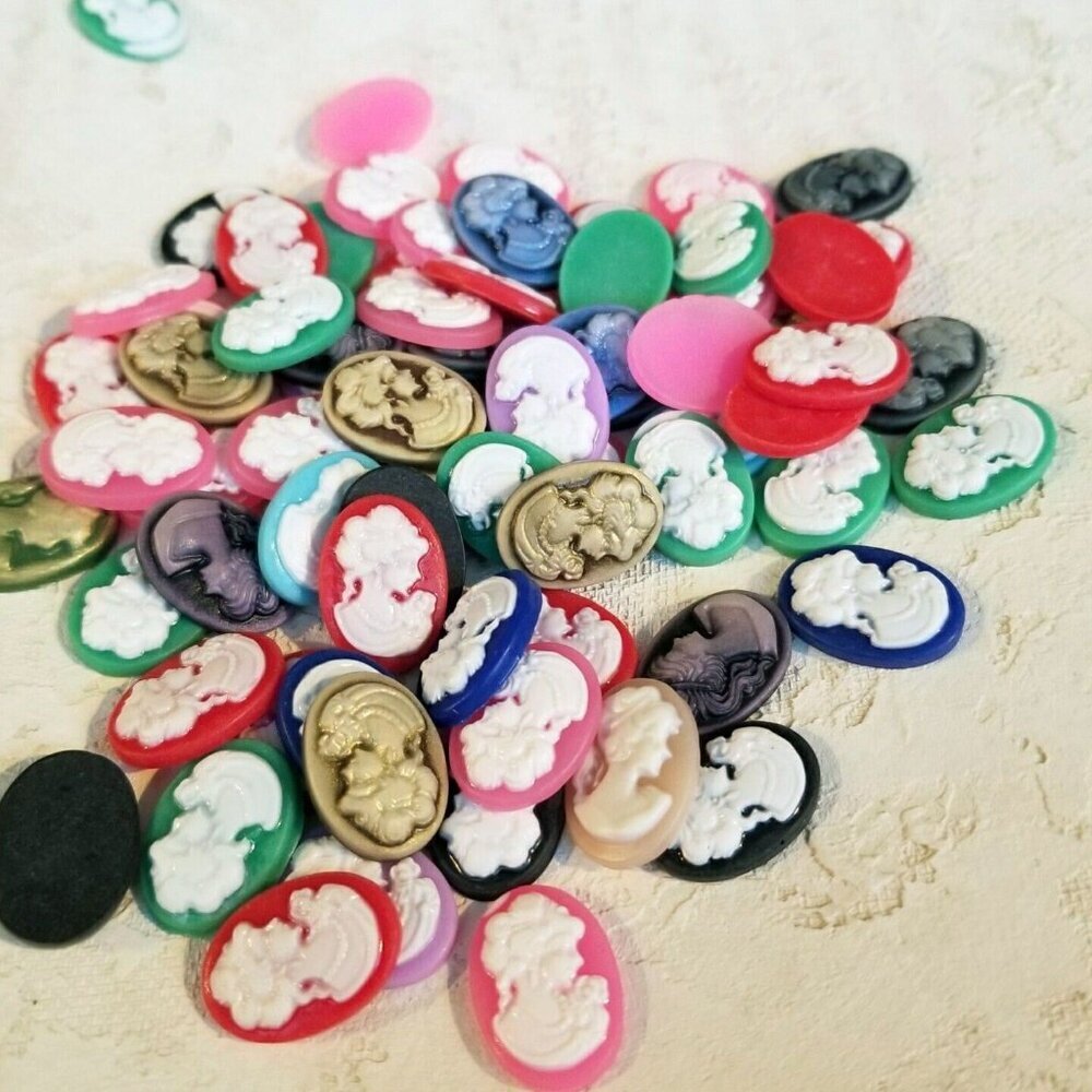 Victorian Raised Cameo Resin Cabochons Mixed Color 18x13mm Oval 10 pcs - Picture 10 of 10